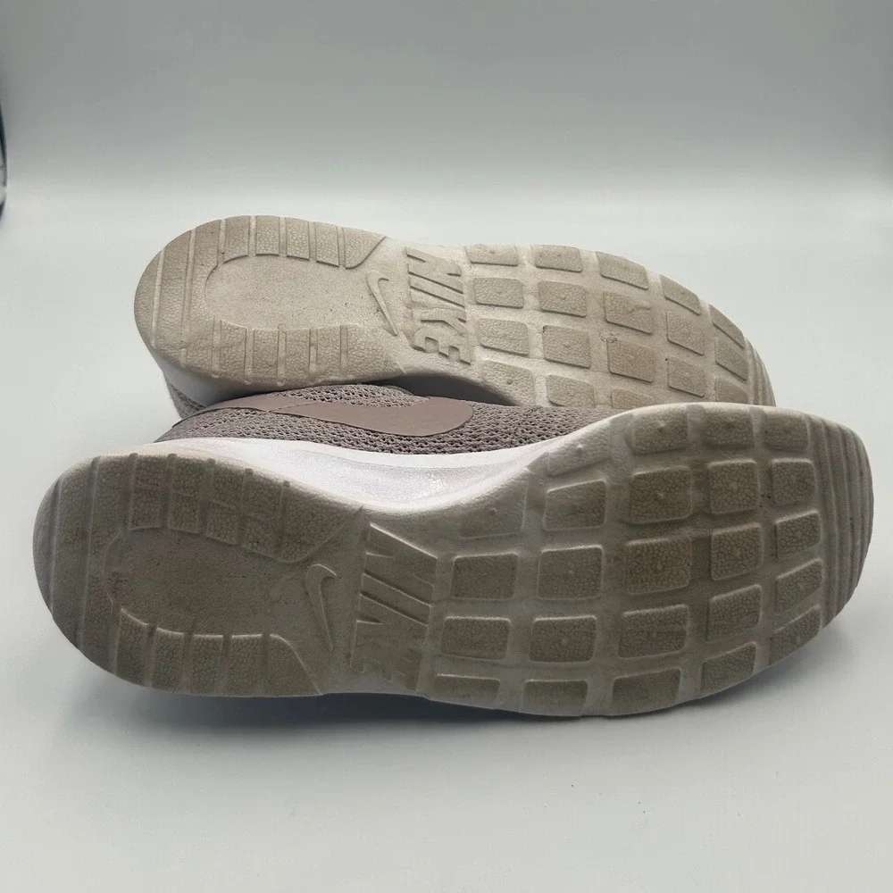 Nike Tanjun Mauve Taupe Mesh Running Shoes Womens 7 812655-204